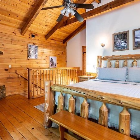 Villa Quaint & Secluded Near Dollywood With Bbq&Hot Tub à Pigeon Forge Extérieur photo